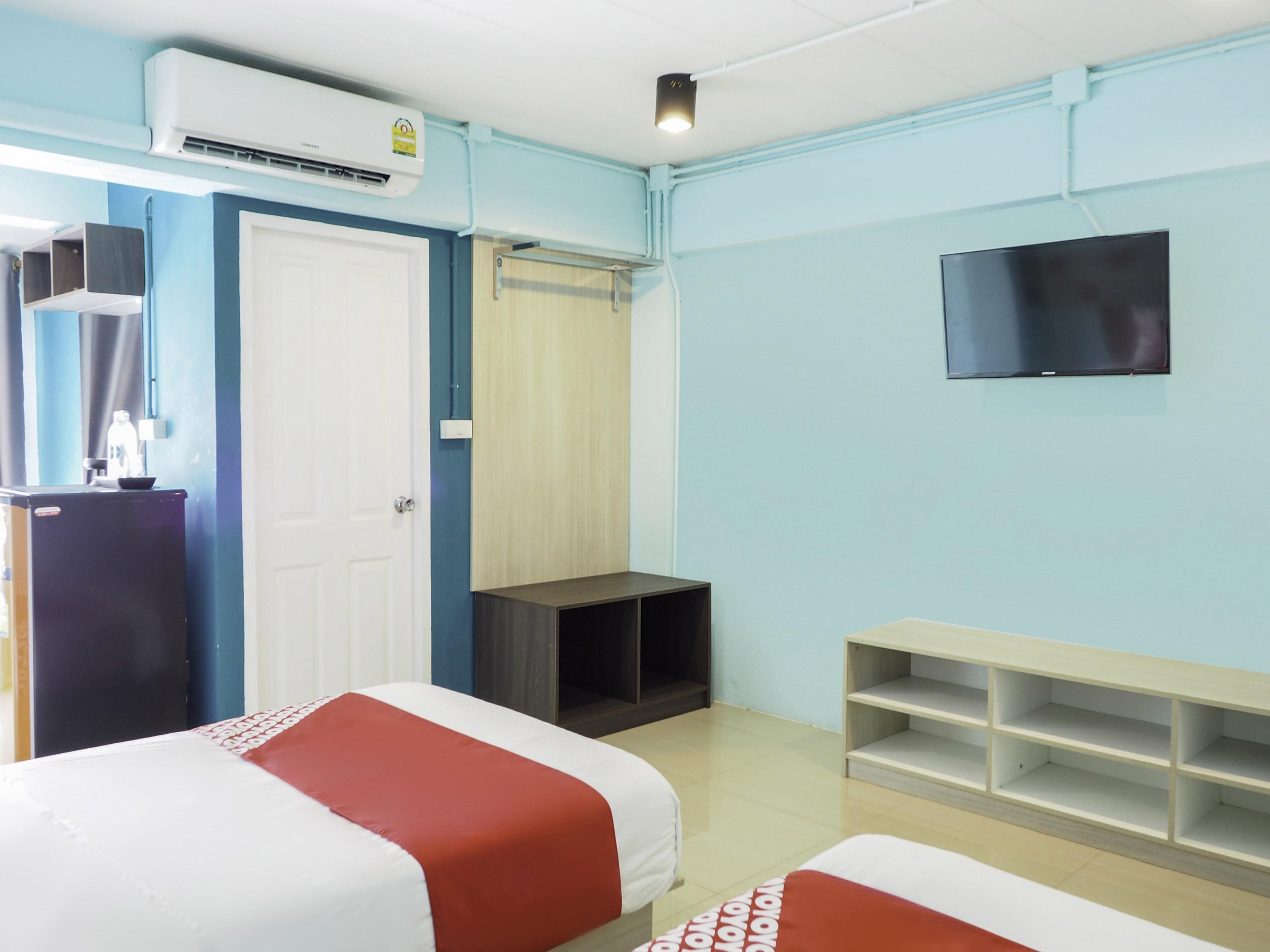 Oyo 983 The Private Hotel Chiang Mai Luaran gambar