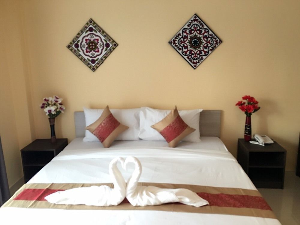 Oyo 983 The Private Hotel Chiang Mai Luaran gambar