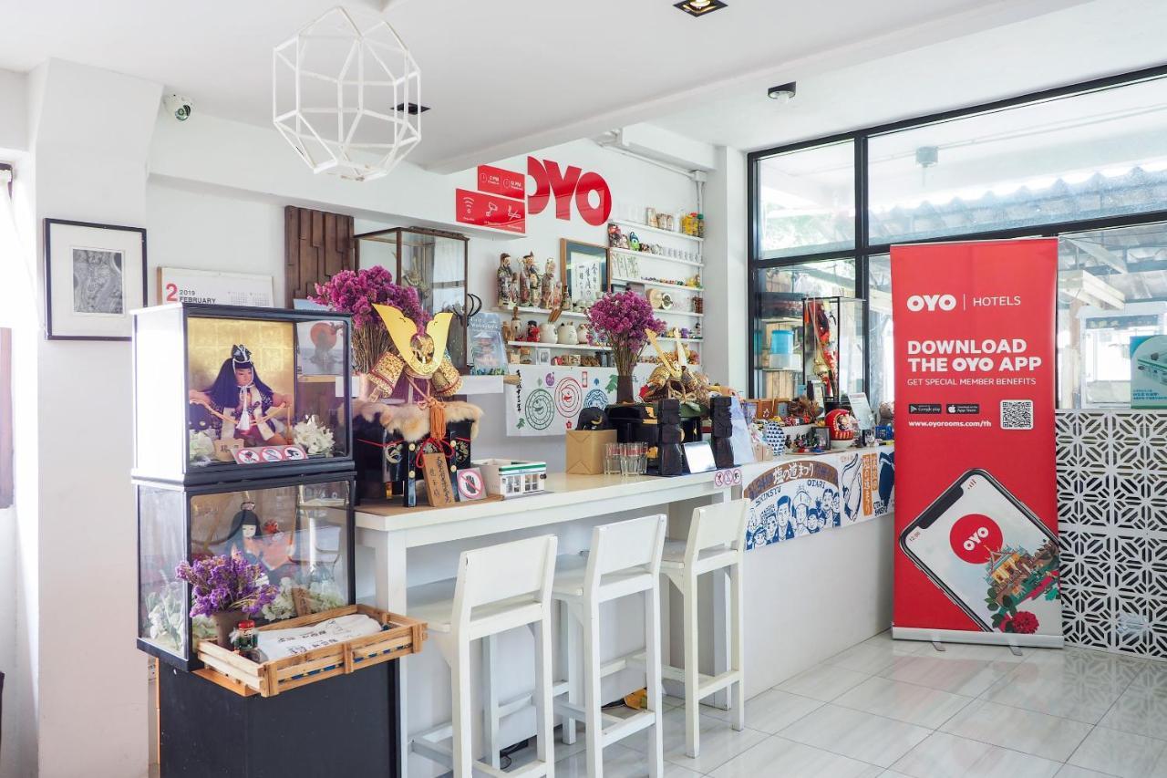 Oyo 983 The Private Hotel Chiang Mai Luaran gambar