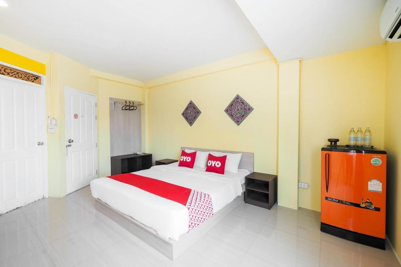 Oyo 983 The Private Hotel Chiang Mai Luaran gambar